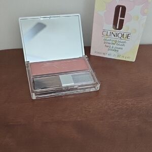 Clinique Blushing Blush Powder in Sunset Glow